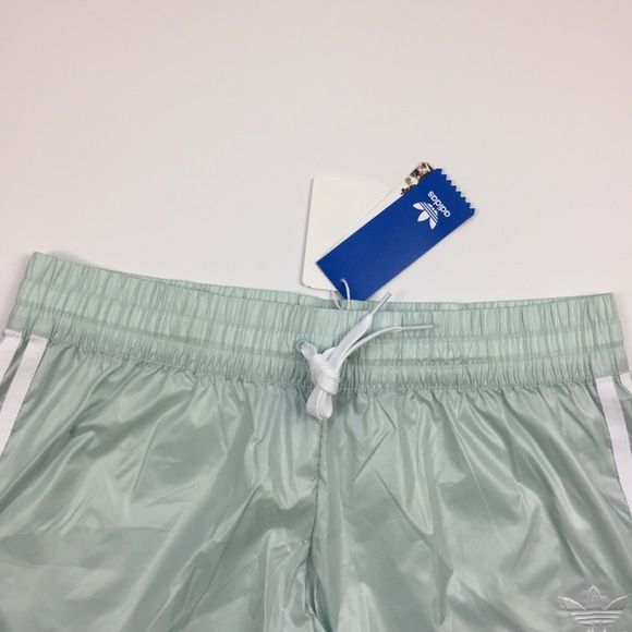 adidas Originals Ocean Elements Shorts Vapor Green - Picture 3 of 6